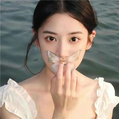 窗外是蓝星